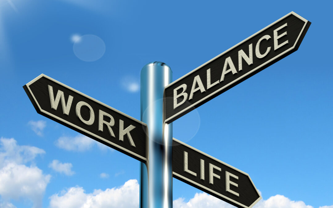 What is the Relevate Real Estate Income and Balanced Life Guarantee for agents?