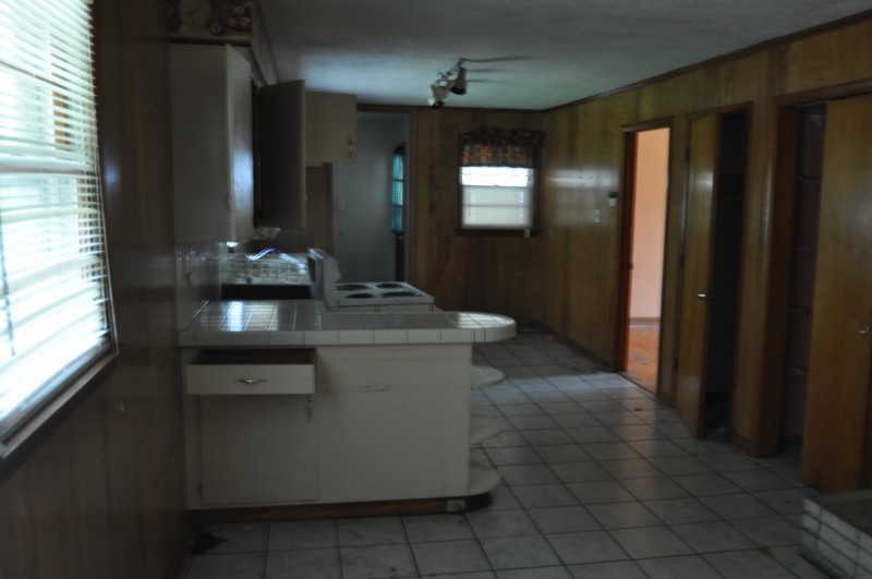 Alternate view of kitchen from breakfast room